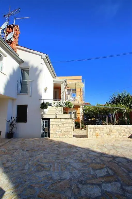Apartment Lency Novigrad Istria 0*,